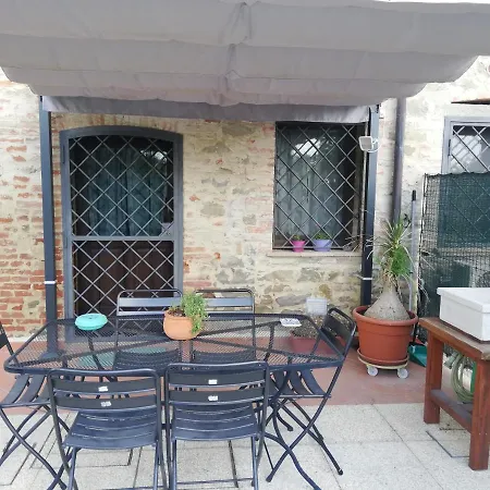 Incantevole Appartamento In Borgo Di Campagna * Perugia