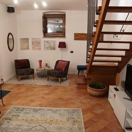 Incantevole Appartamento In Borgo Di Campagna Perugia